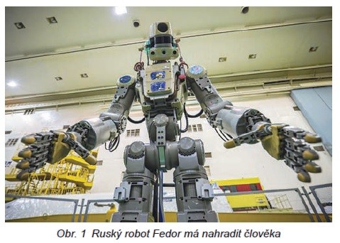Ruský robot Fedor ve velitelském křesle kosmické lodi